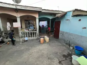 Demi Parcelle À Vendre