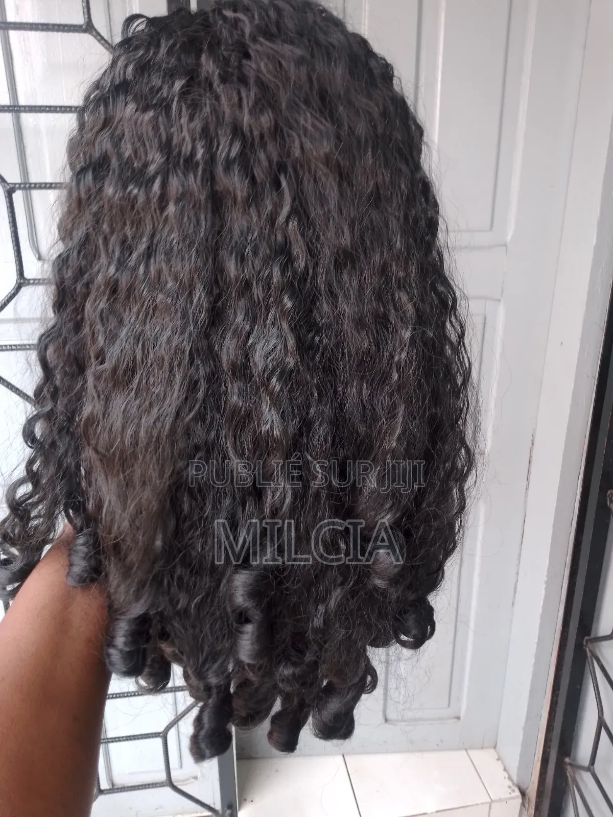 Perruque Bandeau Semie Naturelle Kinky Bouclés Taille 20