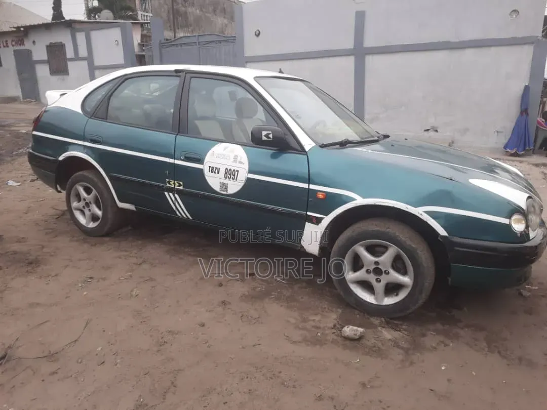 Toyota Corolla 2014 Vert