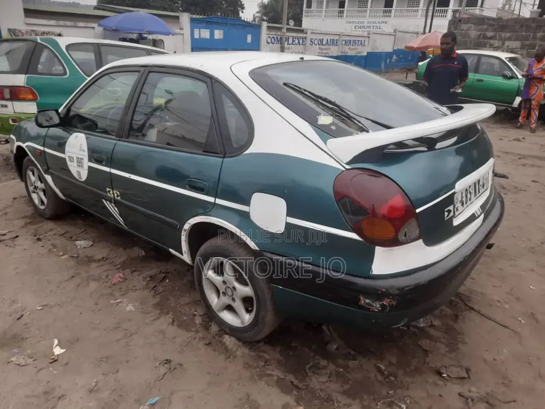 Toyota Corolla 2014 Vert