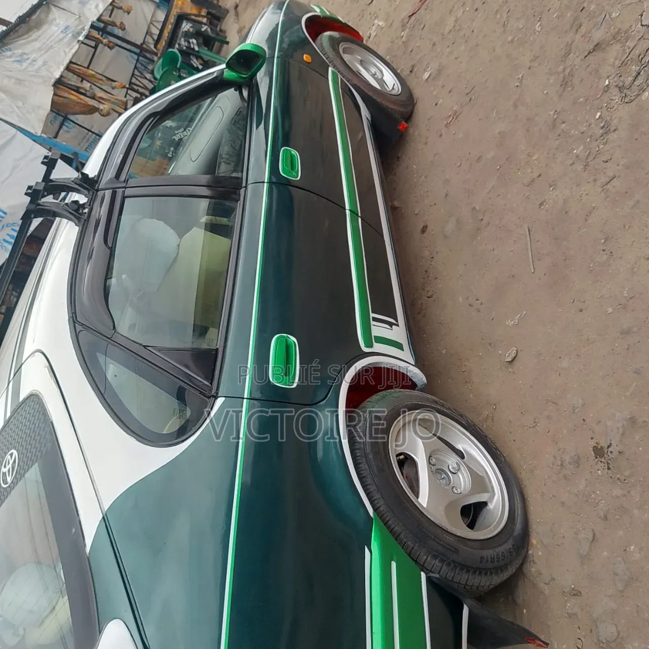 Toyota Corolla 2016 Vert