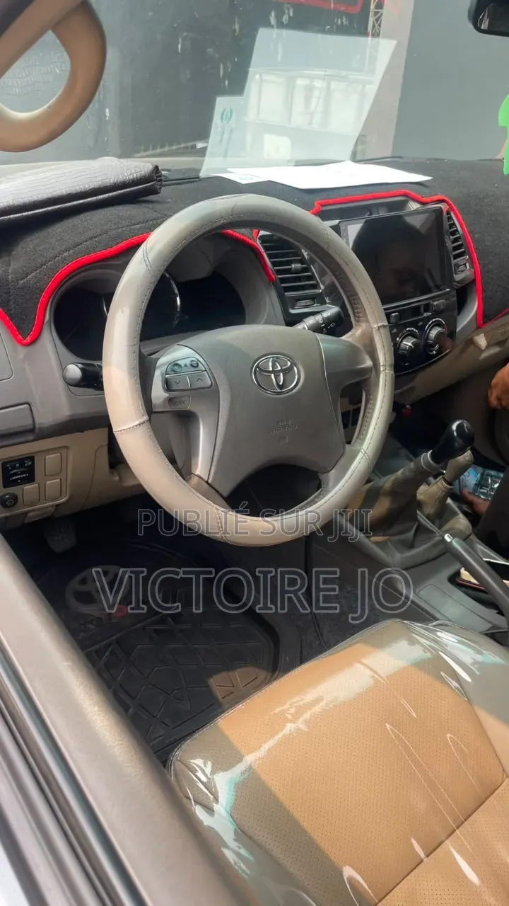 Toyota Fortuner 2014 Gris