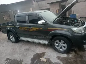 Toyota Hilux 2016 Noir