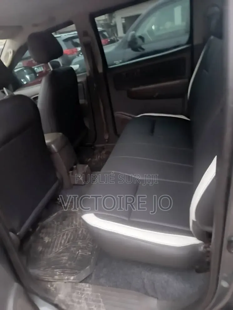 Toyota Hilux 2016 Noir