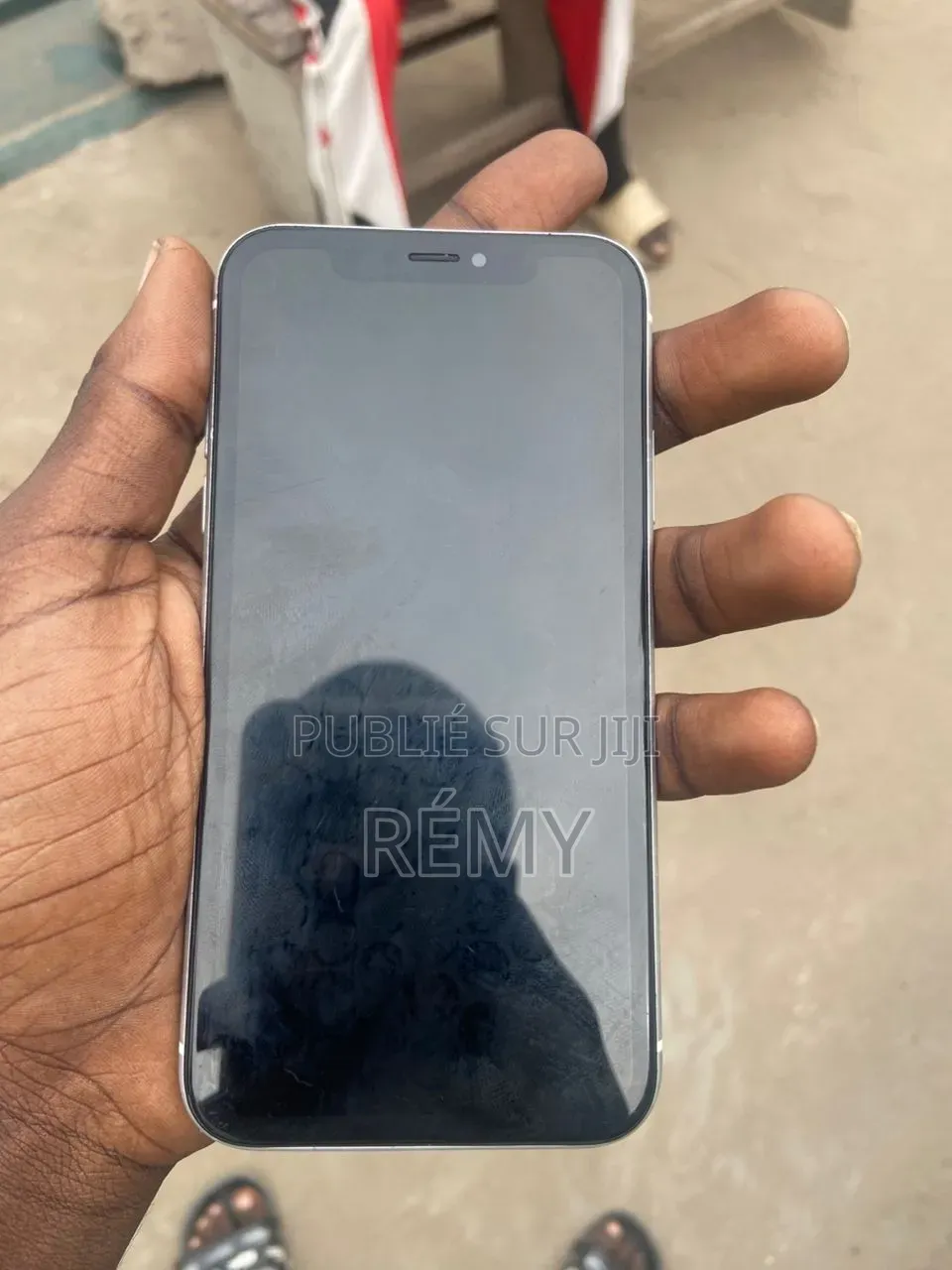 Apple iPhone 12 128 GB Bleu
