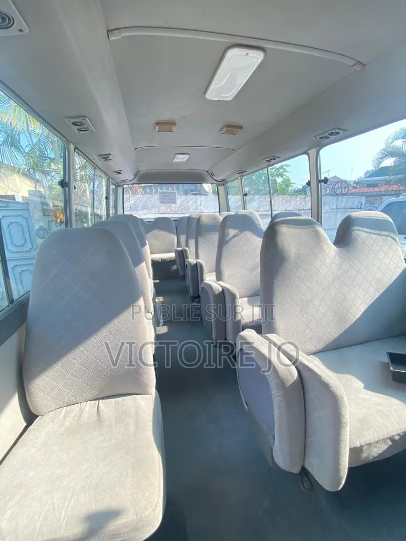 Toyota Sous-verre 2018 Blanc