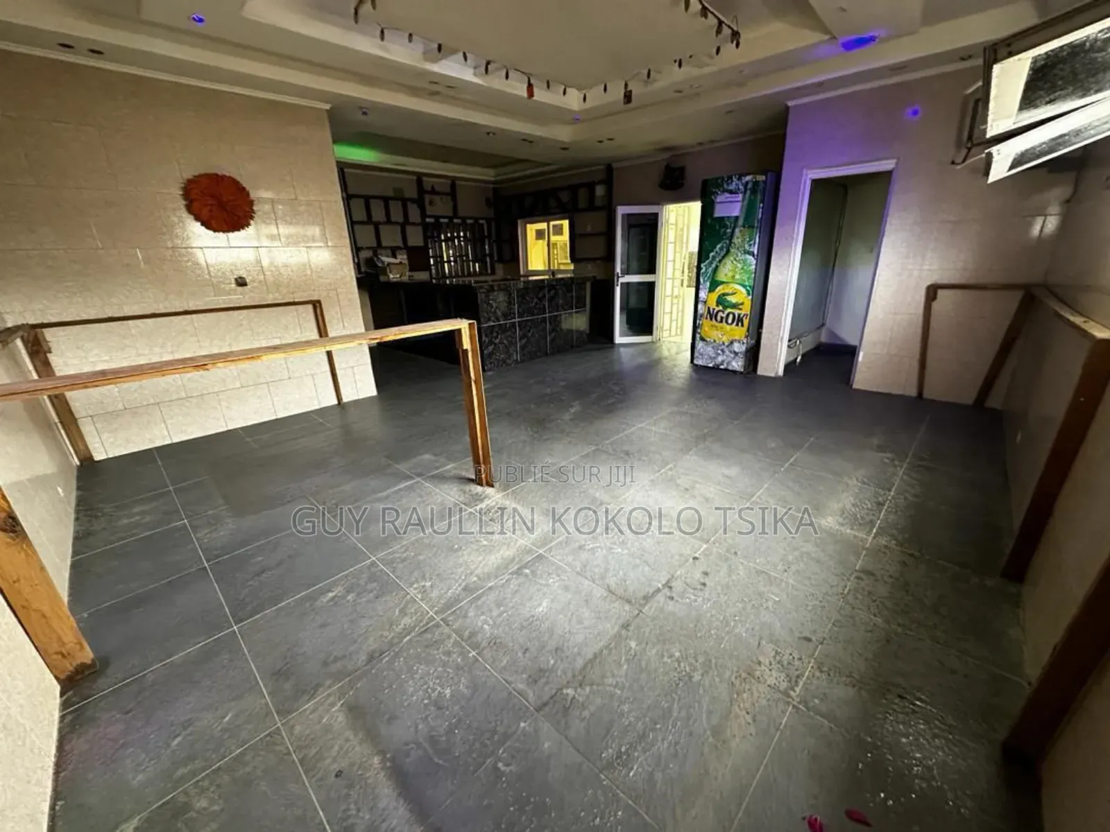 Parcelle À Vendre À Pointe Noire