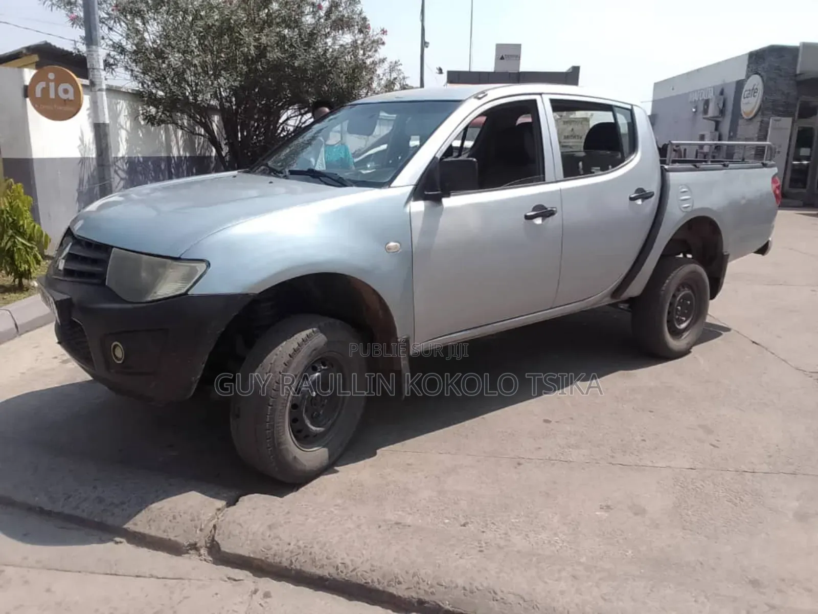 Mitsubishi L200 Club Cab 2.5 136hp 4WD 2007 Gris