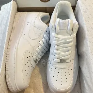 Combo Samba Adidas Et La Air Force 1 Nike