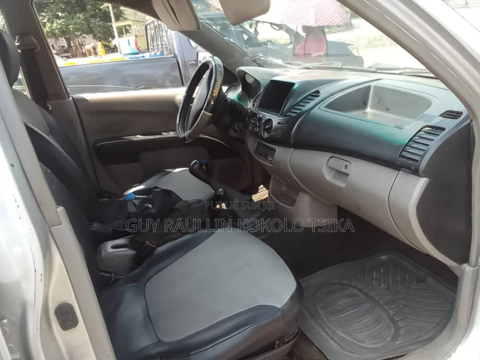 Mitsubishi L200 Club Cab 2.5 136hp 4WD 2007 Gris