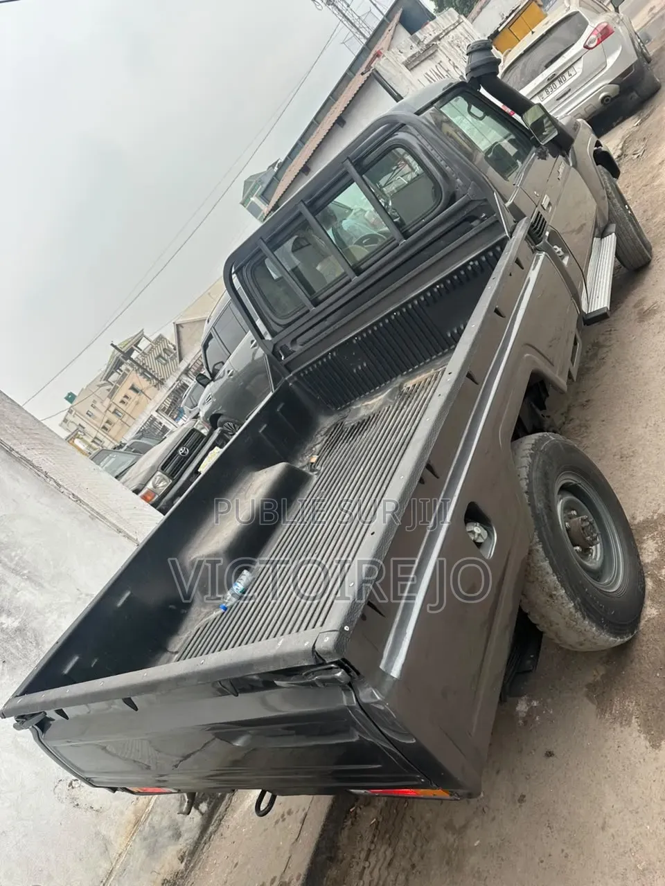 Toyota Land Cruiser 2019 Noir