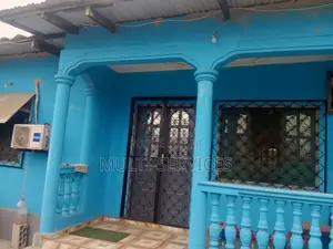 Demi Parcelle À Vendre