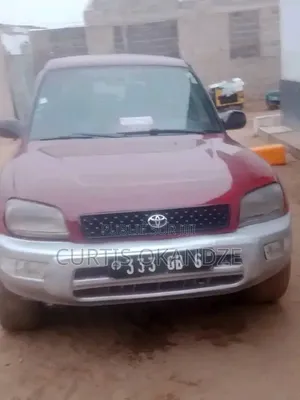 Toyota RAV4 2025 Rouge
