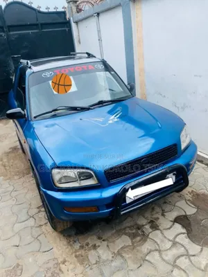 Toyota RAV4 1.8 2005 Blue