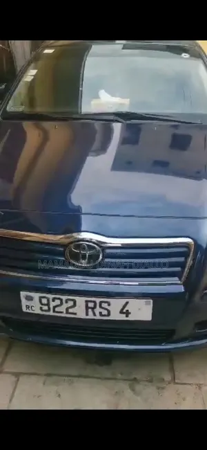 Toyota Avensis 2.0 Advanced Automatic 2012 Bleu
