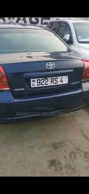 Toyota Avensis 2.0 Advanced Automatic 2012 Bleu