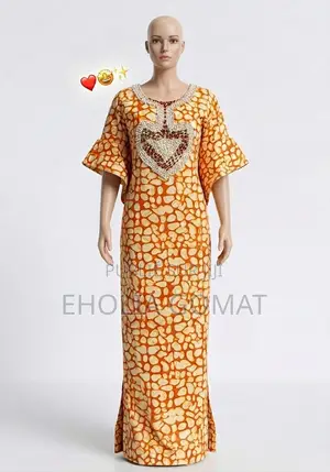 Sublime Robe Boubou Béninoise – Broderie Perlée & Élégance