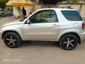Toyota RAV4 2017 Gris