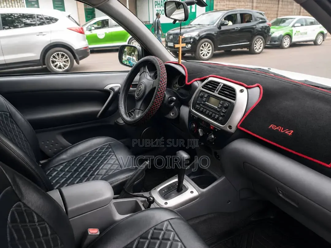 Toyota RAV4 2017 Gris