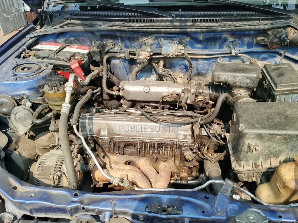 Toyota RAV4 Cabriolet 1998 Bleu