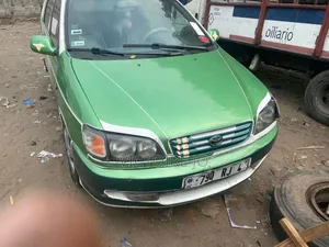 Toyota Picnic 2016 Vert