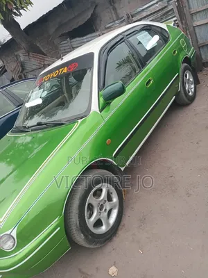 Toyota Corolla 2017 Vert