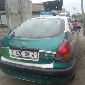 Toyota Corolla 2016 Vert