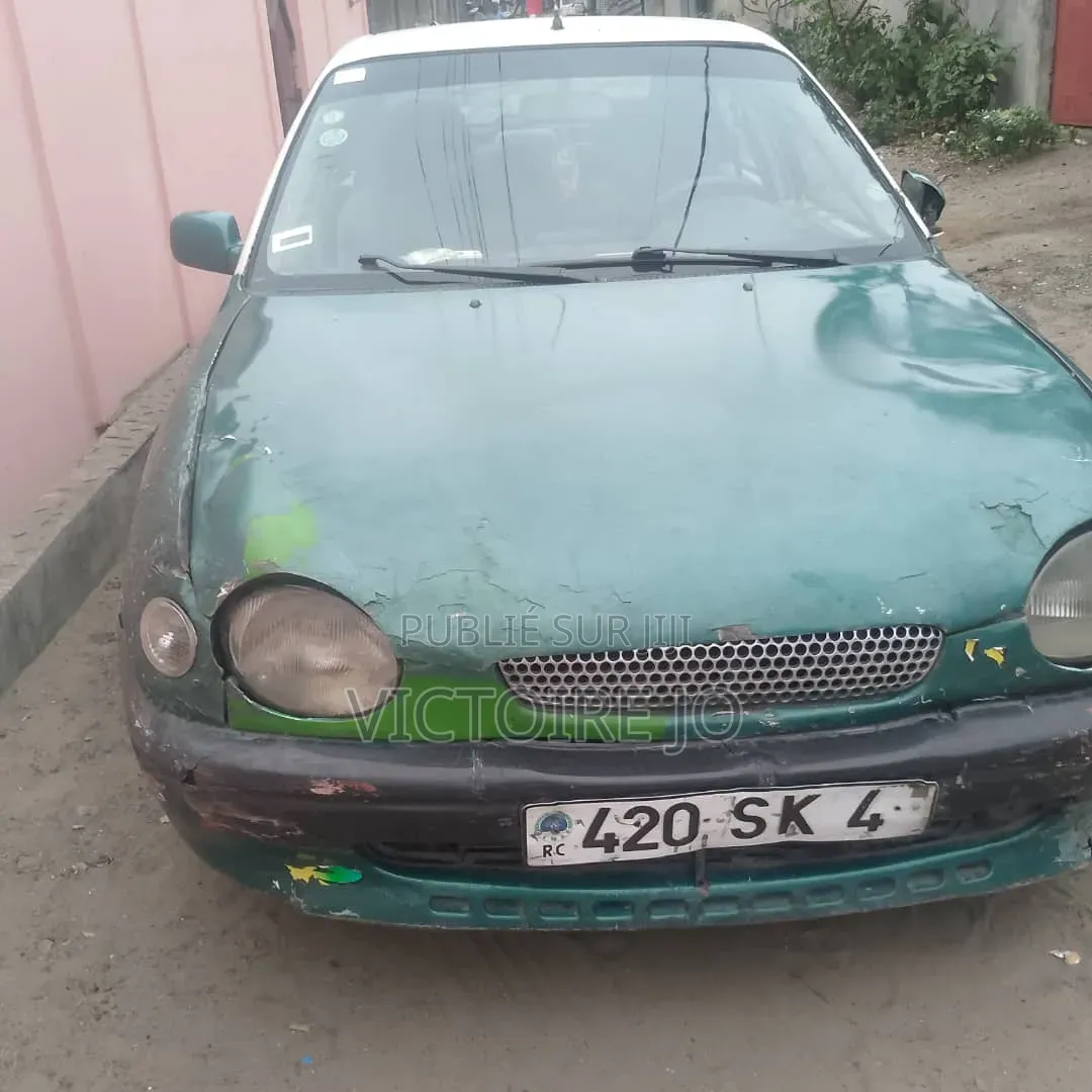 Toyota Corolla 2016 Vert