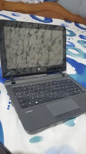Ordinateur portable HP ProBook 11 G2 EE 4GB Intel Core i3 HDD 500GB