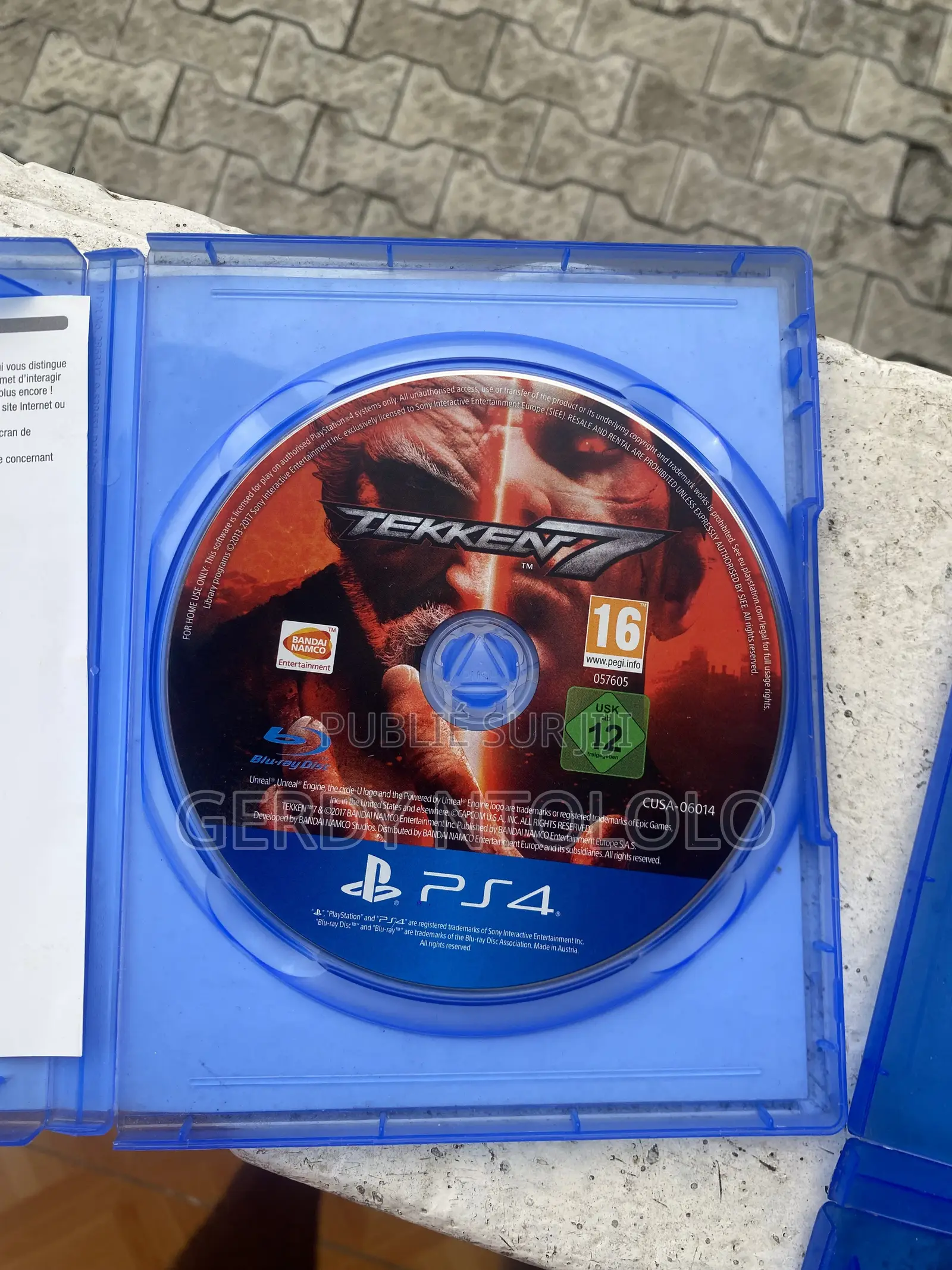 CD 💿 PlayStation 4
