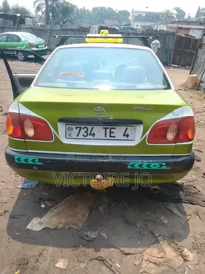 Toyota Corolla 2017 Vert