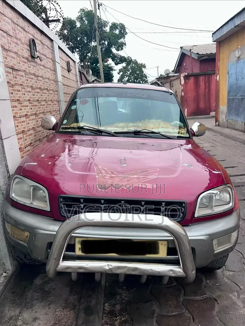 Toyota RAV4 2016 Rouge