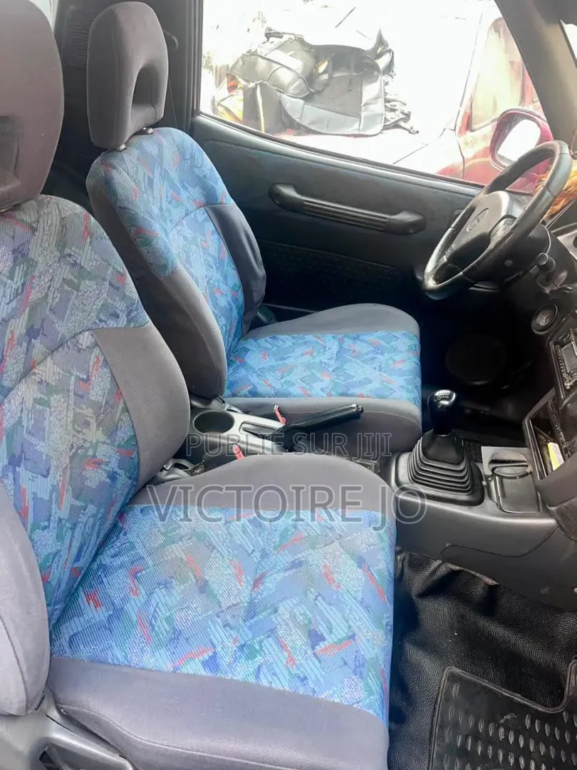 Toyota RAV4 2016 Rouge