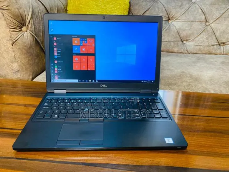 Ordinateur portable Dell Latitude 5590 8GB Intel HDD+SSD 500GB