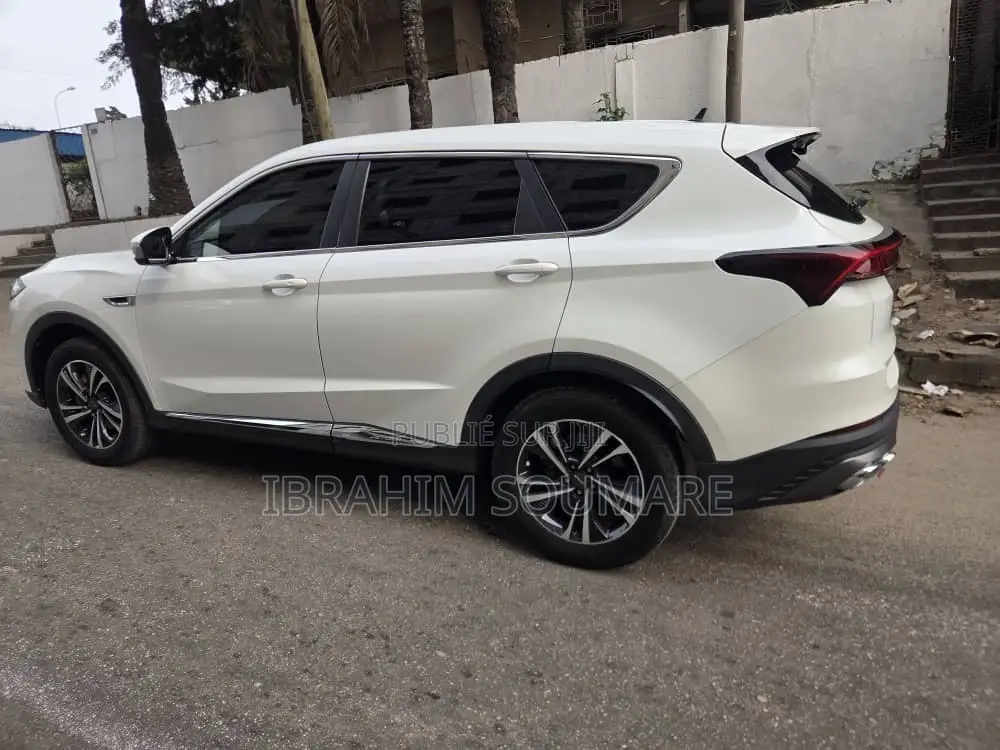 Jetour X70 Plus 2024 Blanc