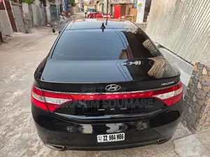 Hyundai Grandeur 2014 Noir