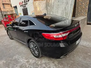 Hyundai Grandeur 2014 Noir