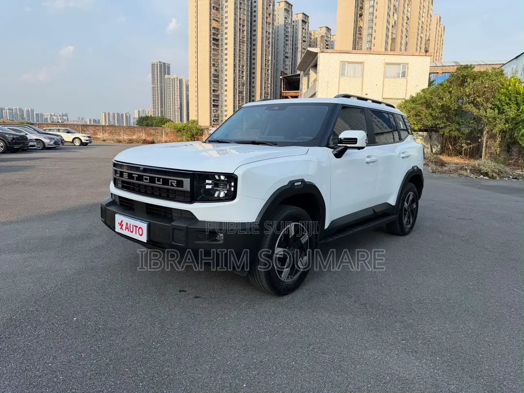 Jetour T1 2025 Blanc