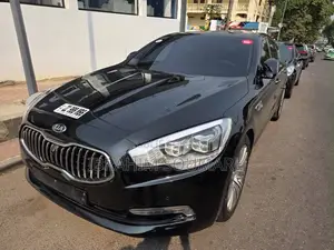 Kia K3000 2015 Noir