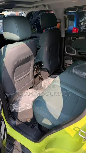 Jetour T2 2024 Jaune
