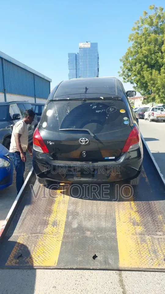 Toyota Yaris 2017 Noir