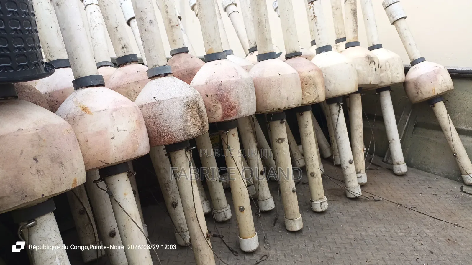 Bouees De Marquage Et Protection