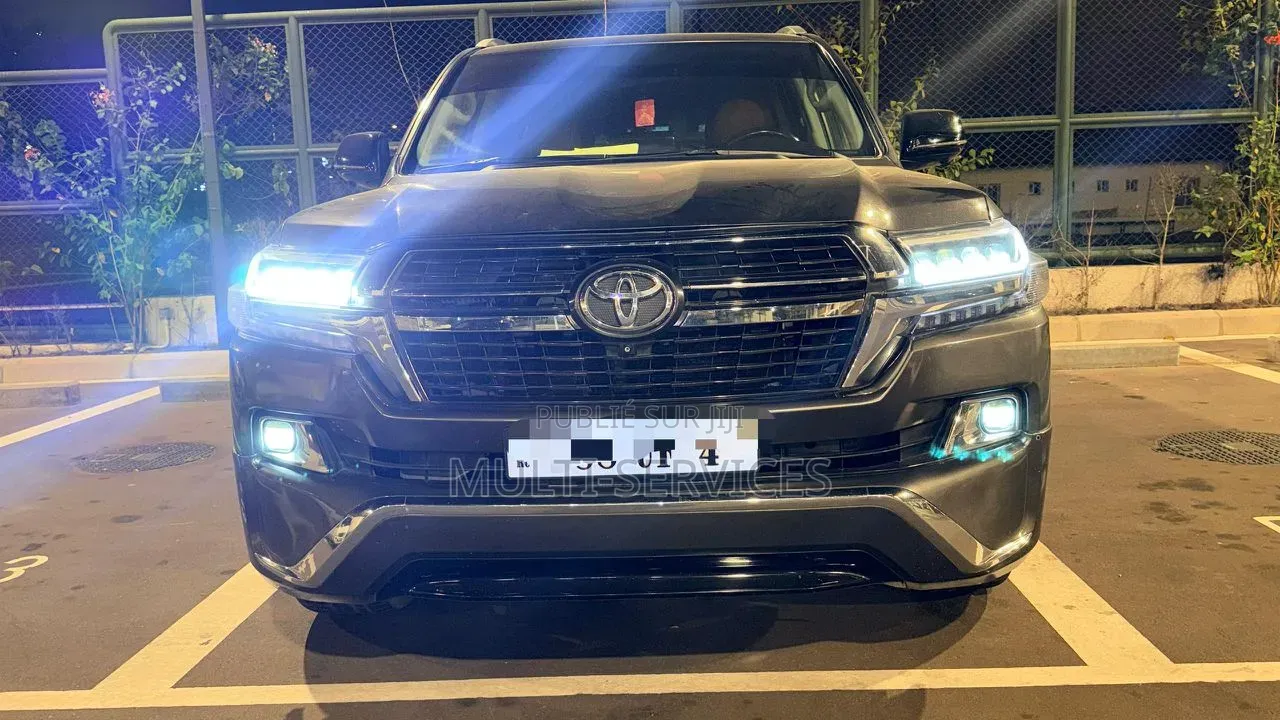 Toyota Land Cruiser 2015 Noir Mat