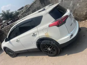 Toyota RAV4 2016 Blanc