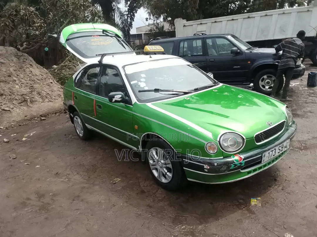 Toyota Corolla 2017 Vert