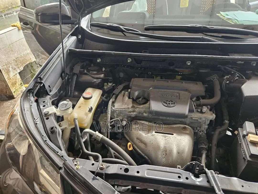 Toyota RAV4 2016 Gris