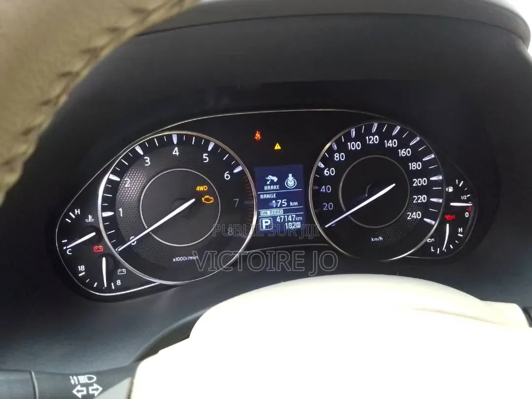 Nissan Patrol 2014 Jaune