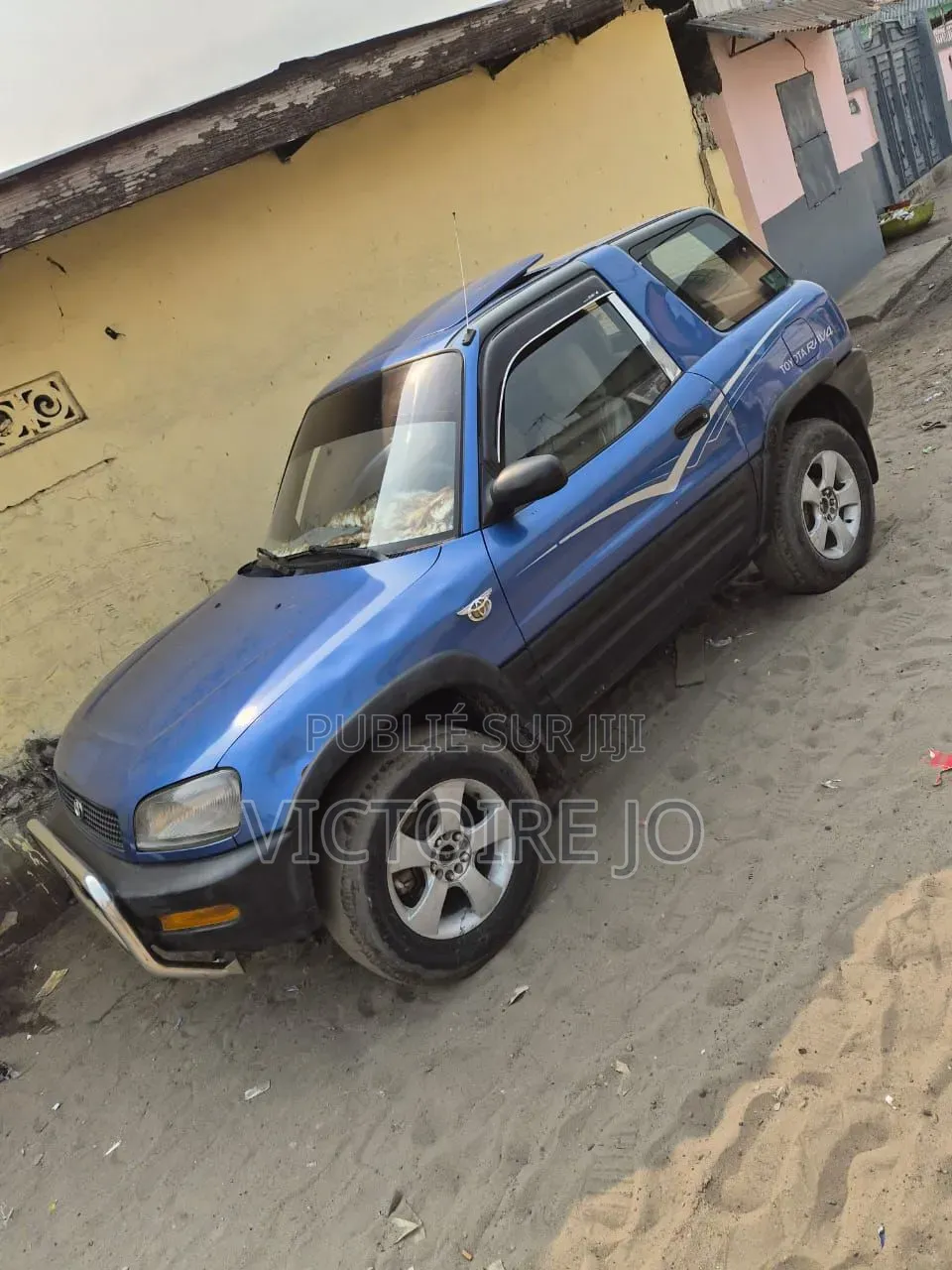 Toyota RAV4 2016 Bleu