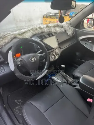 Toyota RAV4 2018 Noir