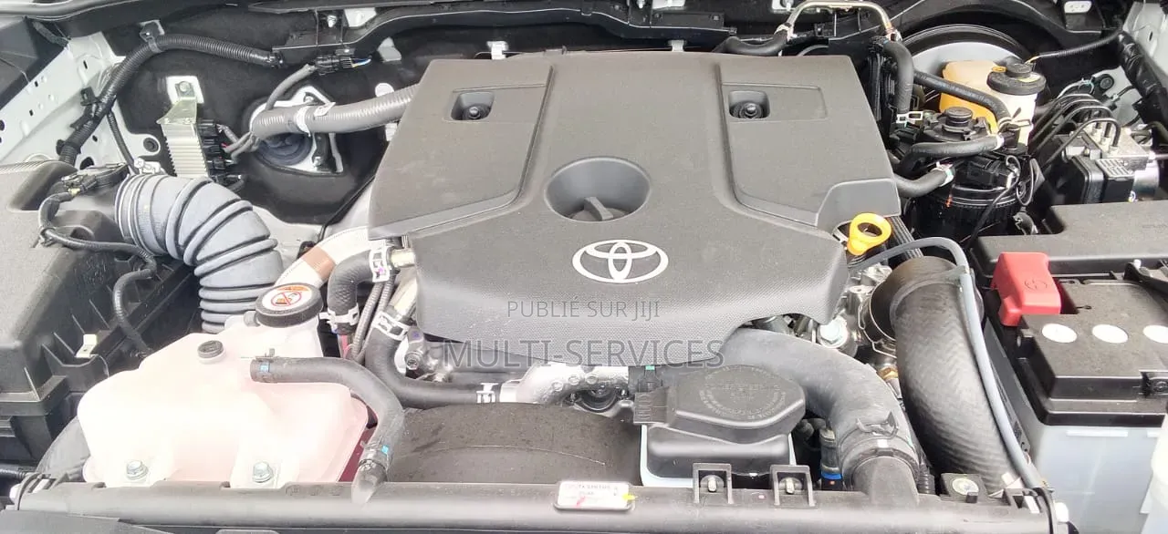 Toyota RAV4 2023 Blanc